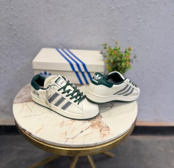First Copy Adidas Superstar X Stussy Keychain view 4