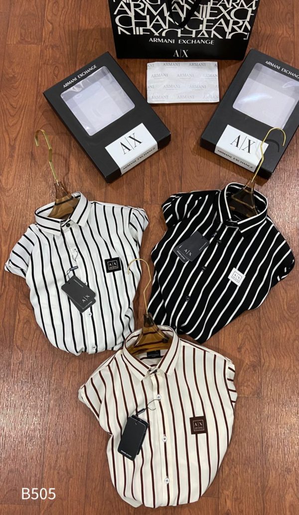 First Copy ARMANI EXCHANGE ORIGINAL Collection Shirts Combines Style And Comfort, Making It Perfect For Leisurely, Relaxing Days. Made From Very Premium Cotton LYCRA , It Features Long Sleeves, Brand Logo And A Classic Collar. view 1