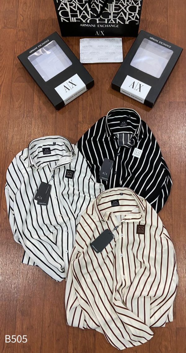 First Copy ARMANI EXCHANGE ORIGINAL Collection Shirts Combines Style And Comfort, Making It Perfect For Leisurely, Relaxing Days. Made From Very Premium Cotton LYCRA , It Features Long Sleeves, Brand Logo And A Classic Collar. view 2