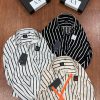 First Copy ARMANI EXCHANGE ORIGINAL Collection Shirts Combines Style And Comfort, Making It Perfect For Leisurely, Relaxing Days. Made From Very Premium Cotton LYCRA , It Features Long Sleeves, Brand Logo And A Classic Collar. view 3