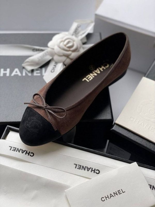First Copy Chanel Cap-Toe Suede Ballet Flats 12A Master Ladies Footwear