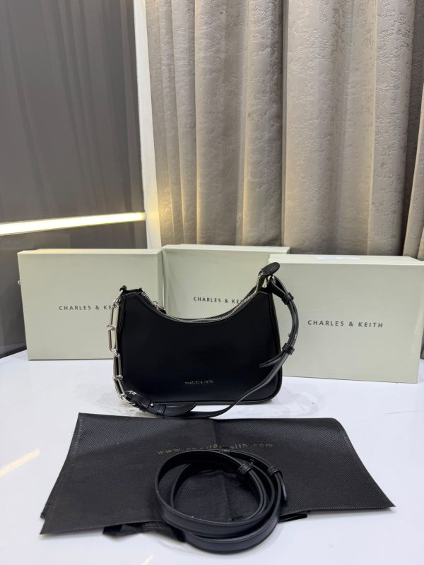 First Copy Charles & Keith Lane Chain Strap Shoulder Bag view 3