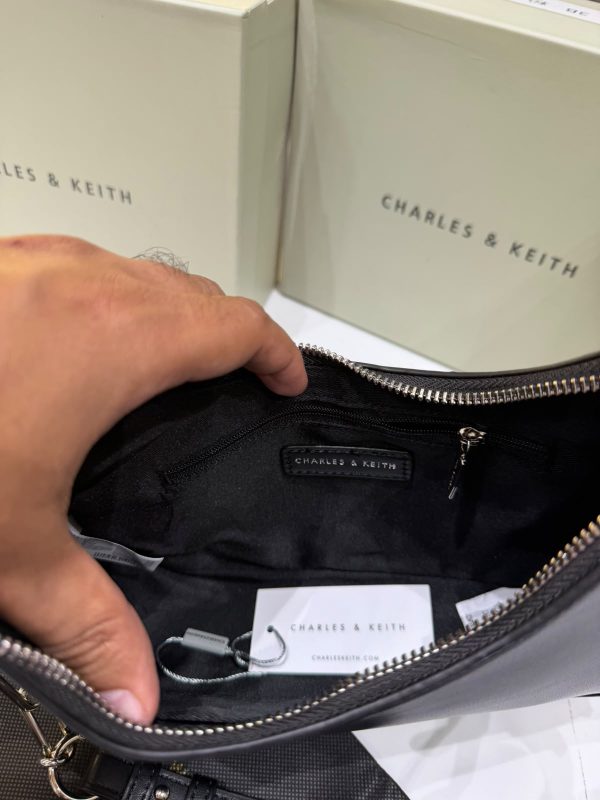 First Copy Charles & Keith Lane Chain Strap Shoulder Bag view 4