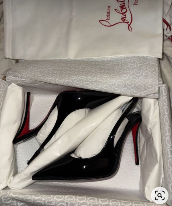 First Copy Christian Louboutin Pumps In Stock view 4