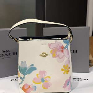 first-copy-coach-bucket-bag-1 First Copy Coach Bucket BAG view 1