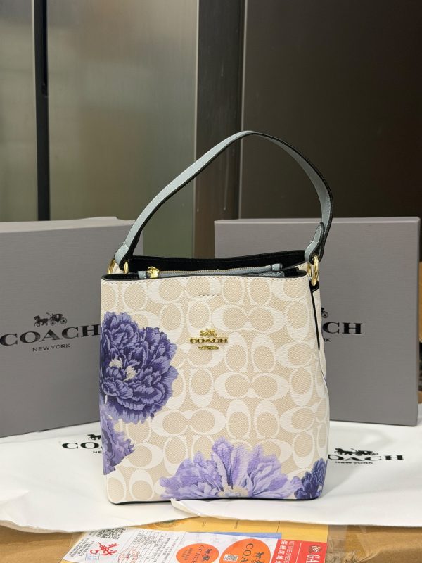 First Copy Coach Bucket BAG view 2