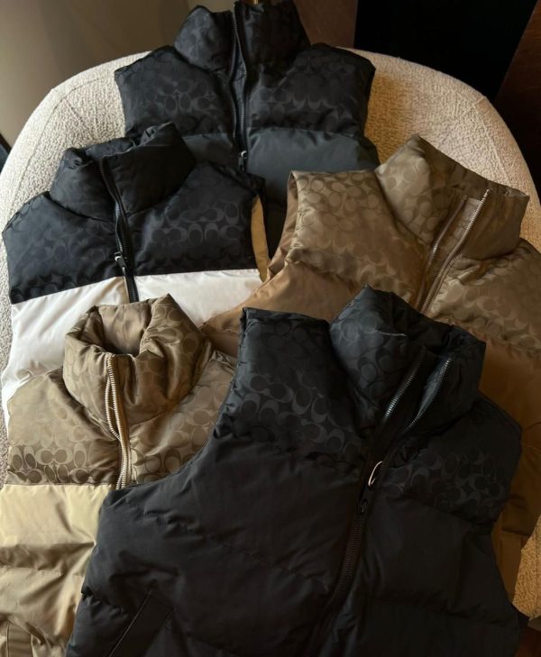 First Copy COACH OBLIQUE HALF JACKET EXCLUSIVE IMPORTED HIGH END STOCK view 3