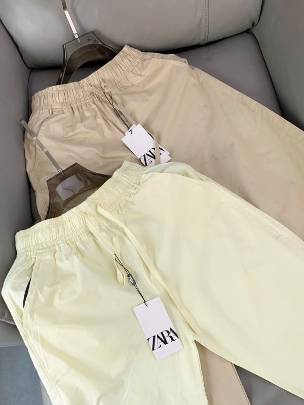 First Copy DIOR Imported Premium Quality Trousers Stock IN Store view 4