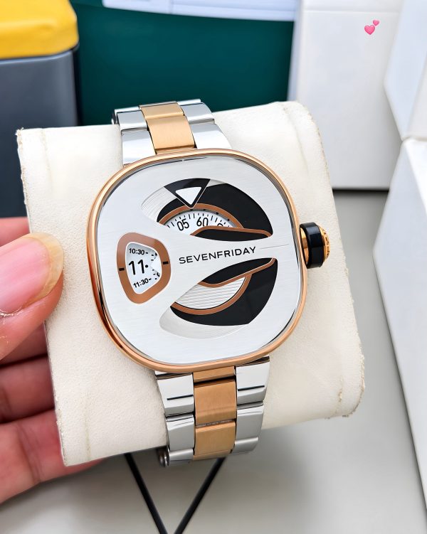 First Copy Experience Bold Innovation With This Sevenfriday Timepiece, Featuring A Striking Black Dial And Signature Industrial-inspired Design. Crafted With A Premium Metal Strap view 1