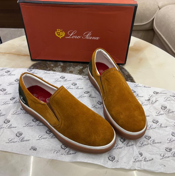 First Copy LORO Piana view 4