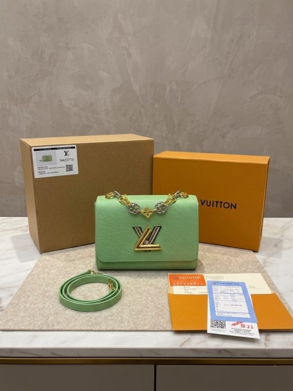 First Copy LOUIS VUITTON EXCLUSIVE NEW ARRIVAL view 2
