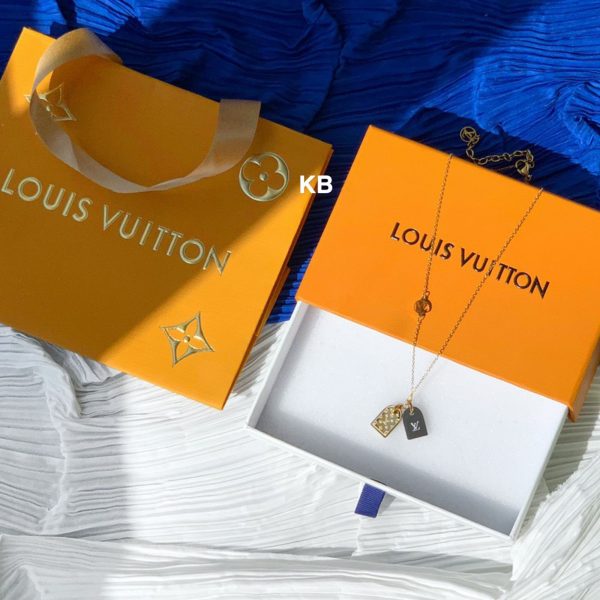 First Copy LOUIS VUITTON® NANOGRAM NECKLACE view 3