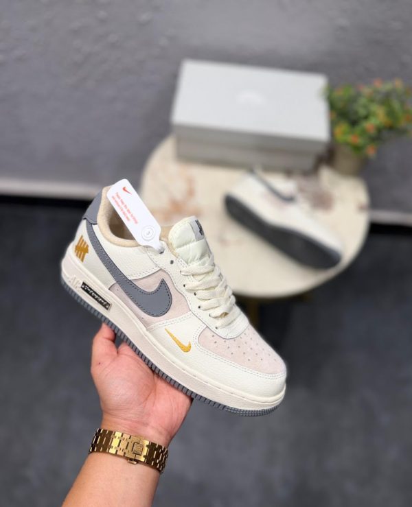 First Copy NIKE Airforce Custom Beige Understand Undefeated 2025 view 4
