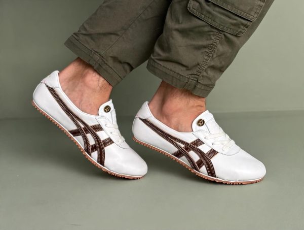 First Copy Onitsuka Tiger Tai-chi Sakura X Versace view 4