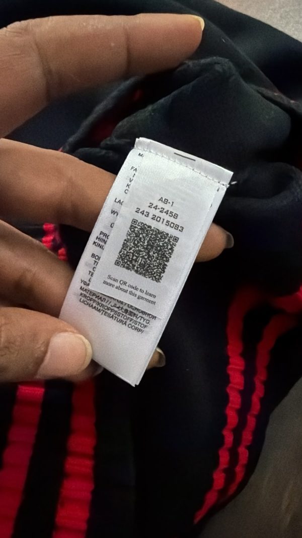 first-copy-premium-quality-warm-sweater-4 First Copy PREMIUM QUALITY WARM SWEATER view 4