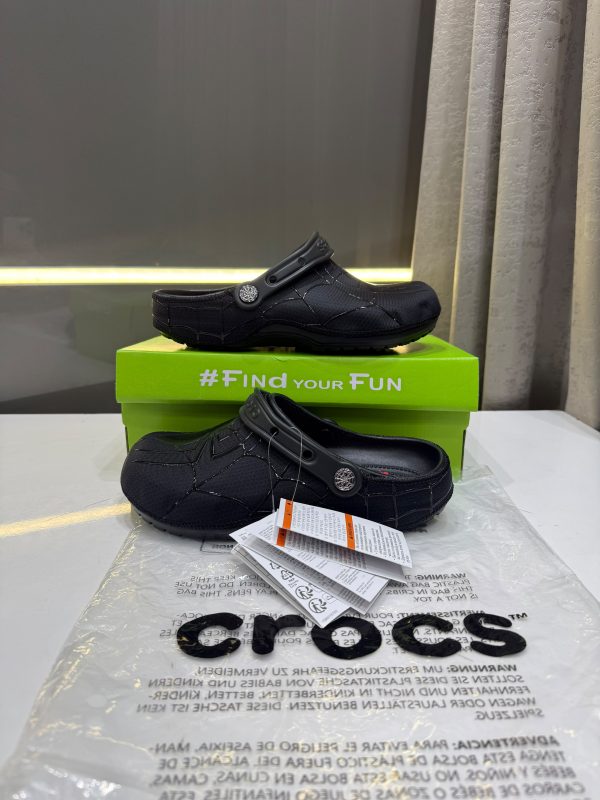 First Copy PRODUCT NAME : CROCS X MARVEL Black SPIDERMAN CLOG view 1