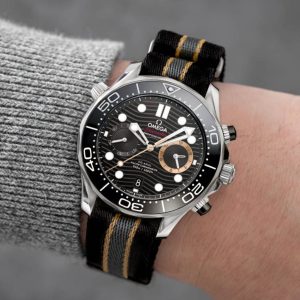 First Copy Product Name Omega Seamaster Diver 300M Chronograph 007 First Light view 1