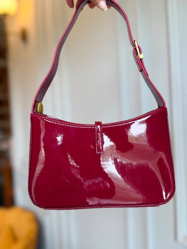 First Copy SAINT LAURENT LE 5 À 7 PATENT LEATHER SHOULDER BAG - CHERRY🍒 view 1