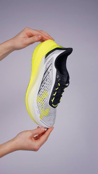 First Copy Sports Shoes view 3