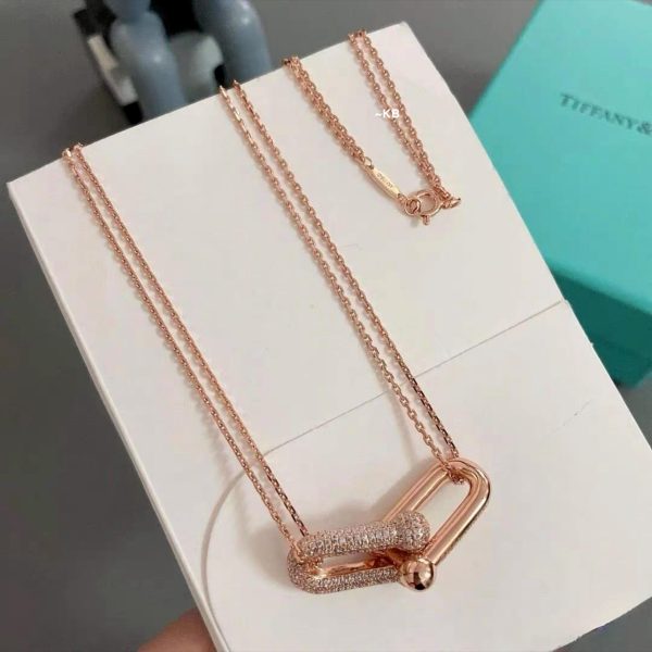 First Copy TIFFANY HARDWEAR DOUBLE LINK PENDENT IN ROSE GOLD view 4