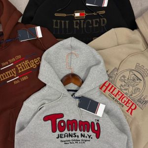 First Copy Tommy Hilfiger view 1